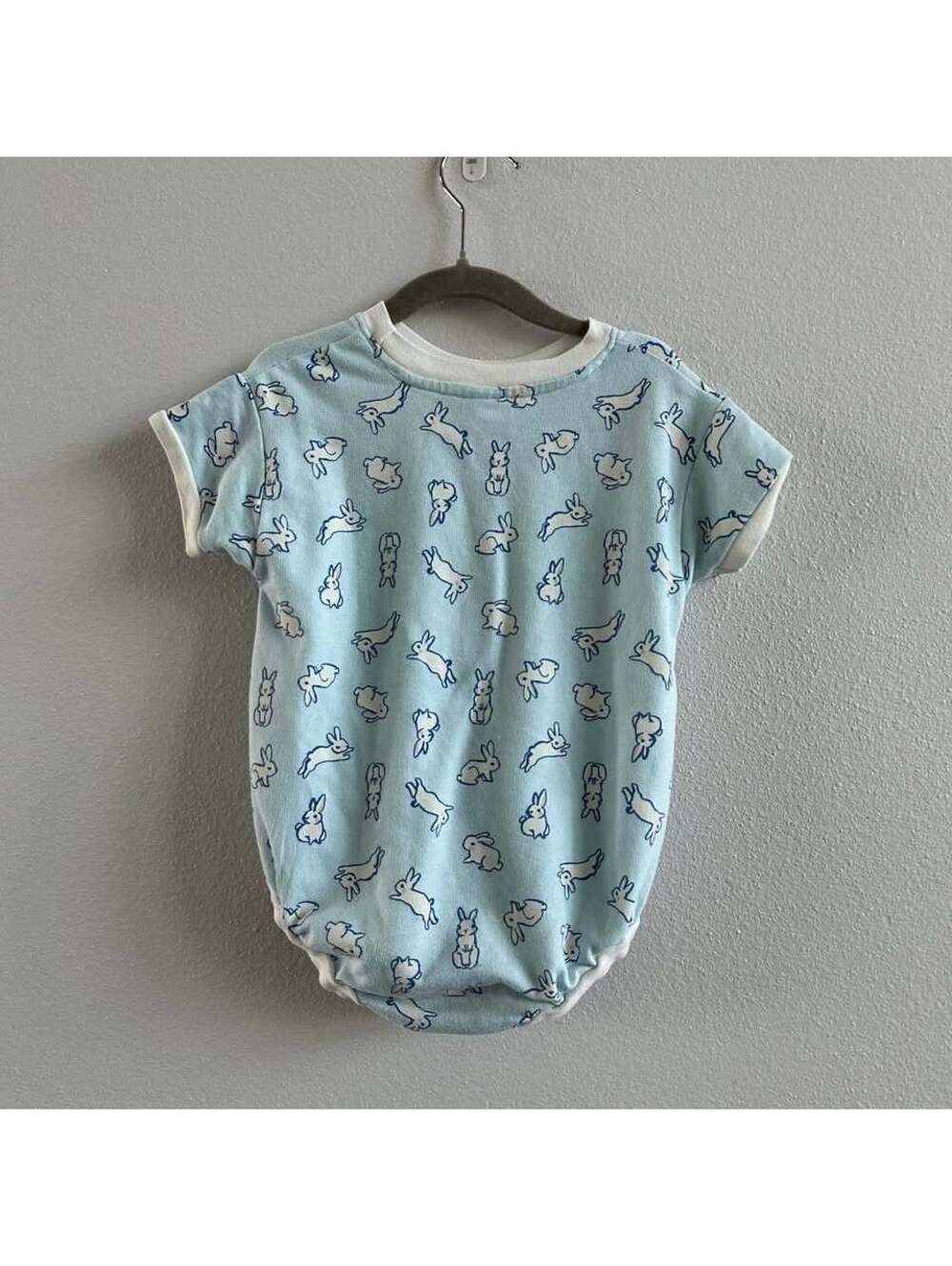 Cat and Jack Baby bunny bubble 18M
